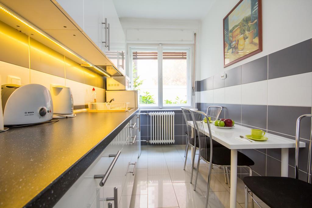 Andrassy Apartment With Inside Parking Βουδαπέστη Εξωτερικό φωτογραφία